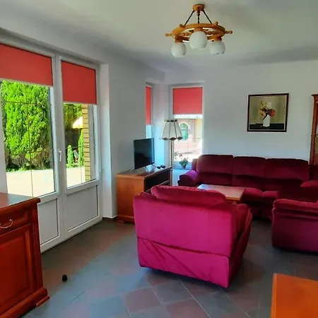 Westcliff Apartment Pustkowo